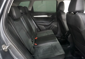 Подержанный автомобиль Skoda Karoq 2020 года (13 фото)