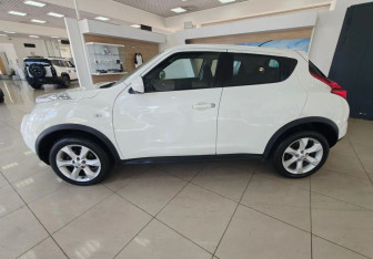 Подержанный автомобиль Nissan Juke 2012 года (8 фото)