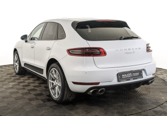 Подержанный автомобиль Porsche Macan 2015 года (7 фото)