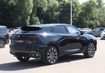 Подержанный автомобиль Changan UNI-K 2023 года (5 фото)
