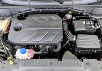 Подержанный автомобиль Changan UNI-T 2023 года (9 фото)