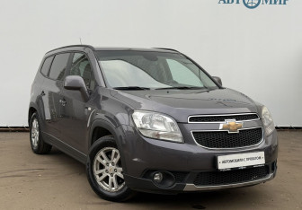 Подержанный автомобиль Chevrolet Orlando 2013 года (3 фото)