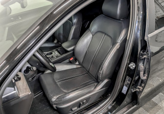 Подержанный автомобиль Kia K5 2020 года (20 фото)