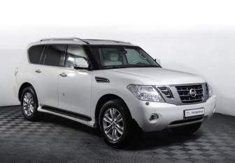 Подержанный автомобиль Nissan Patrol 2012 года (3 фото)