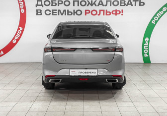 Подержанный автомобиль Kaiyi E5 2023 года (5 фото)