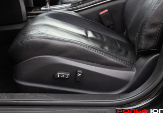 Подержанный автомобиль Nissan Teana 2012 года (11 фото)