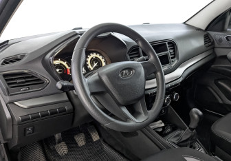 Подержанный автомобиль LADA (ВАЗ) Vesta Sedan 2024 года (15 фото)