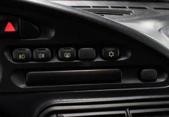 Подержанный автомобиль Chevrolet Niva 2013 года (18 фото)