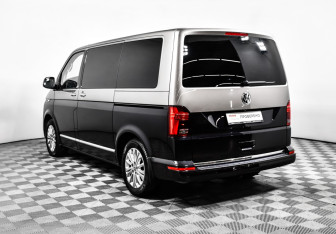 Подержанный автомобиль Volkswagen Multivan 2020 года (8 фото)