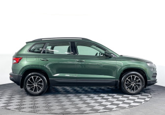 Подержанный автомобиль Skoda Karoq 2021 года (4 фото)