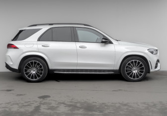 Подержанный автомобиль Mercedes-Benz GLE 2021 года (4 фото)