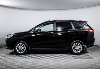 Подержанный автомобиль Haval M6 2023 года (8 фото)