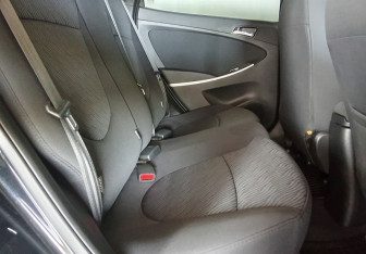 Подержанный автомобиль Hyundai Solaris Sedan 2014 года (10 фото)