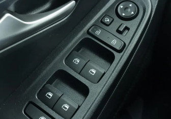 Подержанный автомобиль Hyundai Creta 2022 года (16 фото)