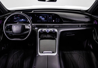 Подержанный автомобиль Exeed RX 2023 года (13 фото)