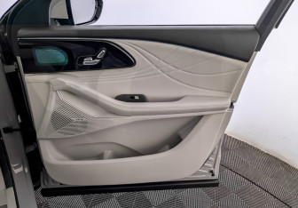 Подержанный автомобиль Exeed RX 2023 года (26 фото)