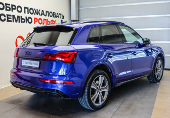 Подержанный автомобиль Audi Q5 2021 года (4 фото)
