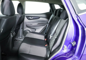 Подержанный автомобиль Nissan Qashqai 2017 года (17 фото)