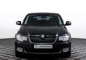 Подержанный автомобиль Skoda Superb Liftback 2010 года (2 фото)