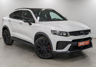 Подержанный автомобиль Geely Tugella 2023 года (3 фото)