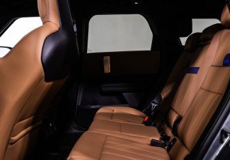 Подержанный автомобиль MINI Countryman 2023 года (12 фото)