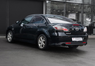 Подержанный автомобиль Mazda 6 Sedan 2010 года (6 фото)