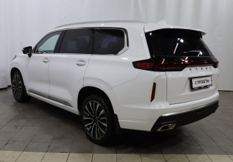 Подержанный автомобиль Exeed VX 2022 года (5 фото)