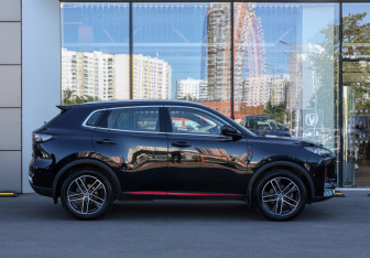Подержанный автомобиль Changan CS55PLUS 2023 года (4 фото)