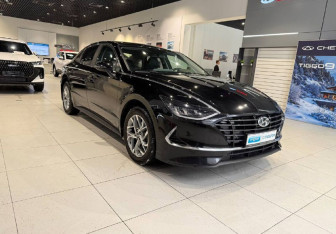 Подержанный автомобиль Hyundai Sonata 2020 года (3 фото)