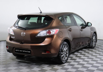 Подержанный автомобиль Mazda 3 Hatchback 2012 года (3 фото)