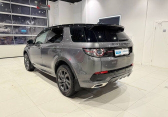 Подержанный автомобиль Land Rover Discovery Sport 2017 года (6 фото)