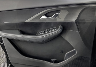 Подержанный автомобиль Omoda C5 2024 года (19 фото)