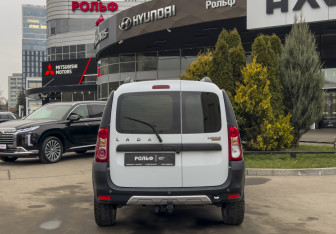 Подержанный автомобиль LADA (ВАЗ) Largus Wagon 2021 года (5 фото)