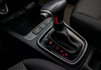 Подержанный автомобиль Kia Rio Hatchback 2021 года (27 фото)