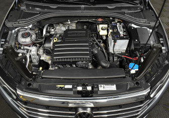 Подержанный автомобиль Volkswagen Jetta Sedan 2020 года (8 фото)