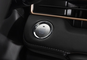 Подержанный автомобиль Exeed LX 2023 года (12 фото)