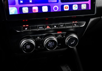 Подержанный автомобиль Renault Arkana 2021 года (16 фото)