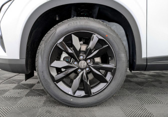 Новый Omoda C5 2024 (7 фото)