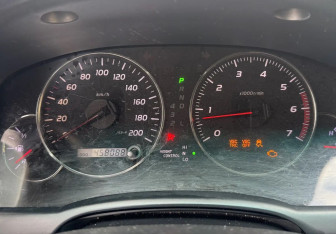Подержанный автомобиль Toyota Land Cruiser Prado 2008 года (13 фото)