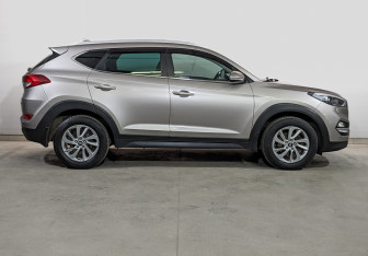 Подержанный автомобиль Hyundai Tucson 2016 года (4 фото)
