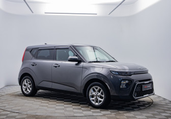 Подержанный автомобиль Kia Soul 2020 года (3 фото)