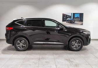 Подержанный автомобиль Haval F7 2021 года (4 фото)