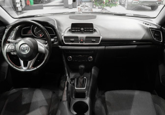 Подержанный автомобиль Mazda 3 Sedan 2014 года (9 фото)