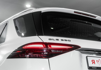 Новый Mercedes-Benz GLE 2025 (9 фото)