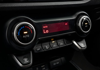 Подержанный автомобиль Kia Rio Sedan 2020 года (21 фото)