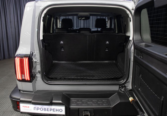 Подержанный автомобиль Tank 300 2023 года (10 фото)