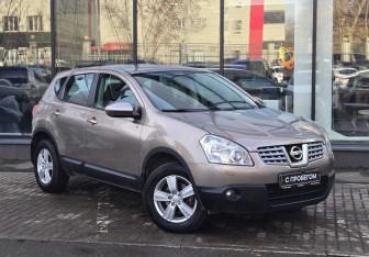 Подержанный автомобиль Nissan Qashqai 2009 года (3 фото)