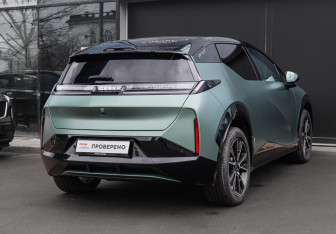 Подержанный автомобиль Zeekr X 2023 года (4 фото)