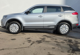 Подержанный автомобиль Geely Atlas 2021 года (8 фото)