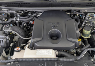 Подержанный автомобиль Toyota Land Cruiser Prado 2020 года (9 фото)